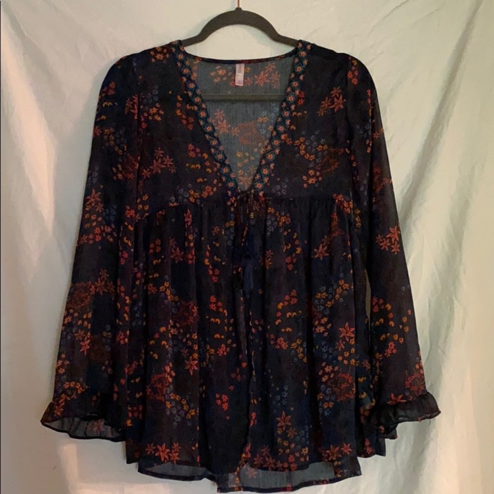 Xhilaration Boho Flowy Top